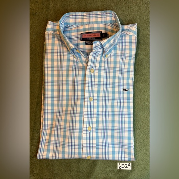 Vineyard Vines Light Blue and White Checkered Whale Shirt, Size: L. (6024) - Picture 9 of 9